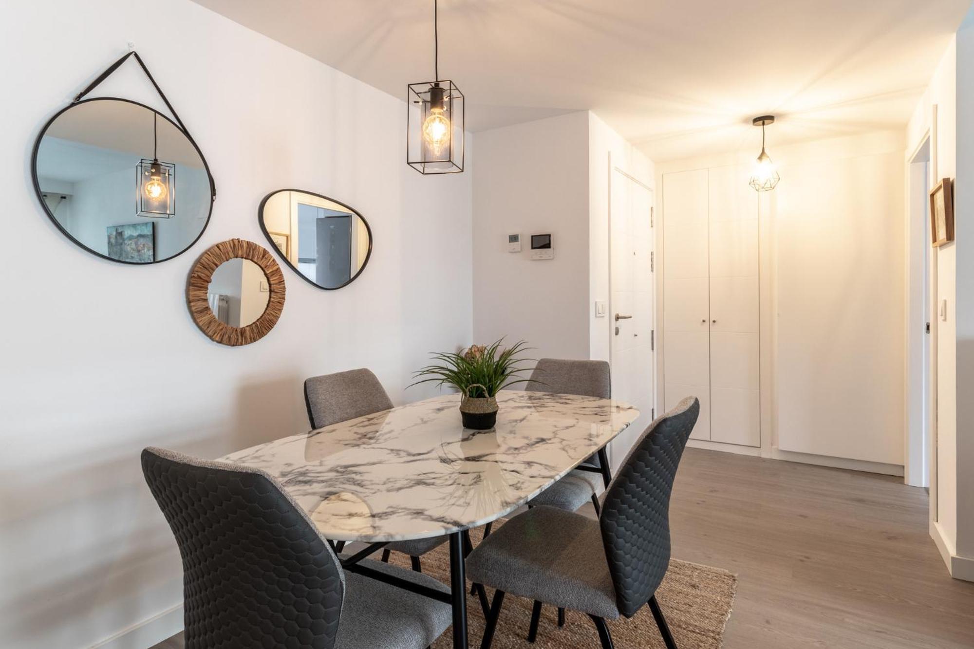 Xirimiri Apartment By People Rentals บิลเบา ภายนอก รูปภาพ