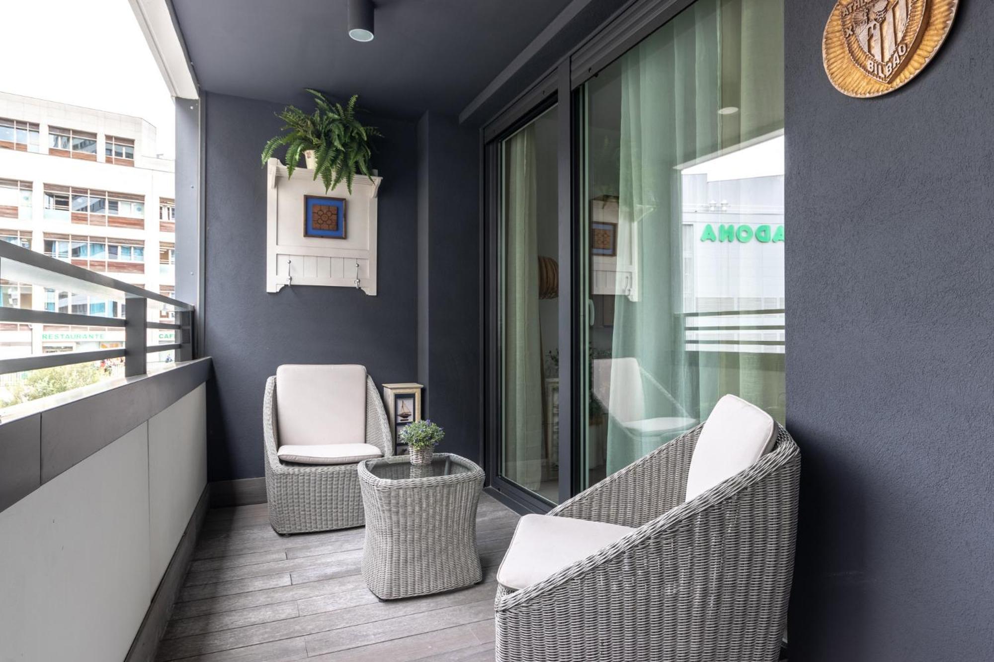 Xirimiri Apartment By People Rentals บิลเบา ภายนอก รูปภาพ